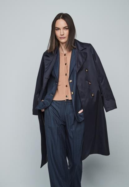 Blazer com risca camel — azul-marinho — fotografia 5